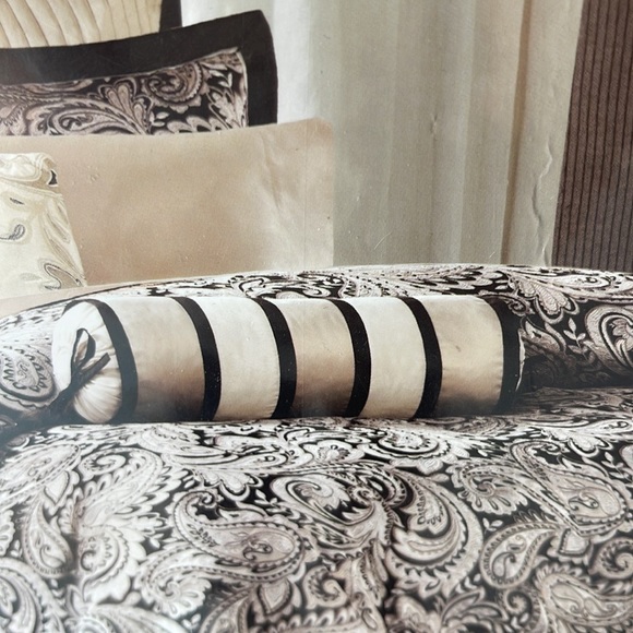 Madison Park Jacquard 12 piece Full comforter set - Picture 5 of 6